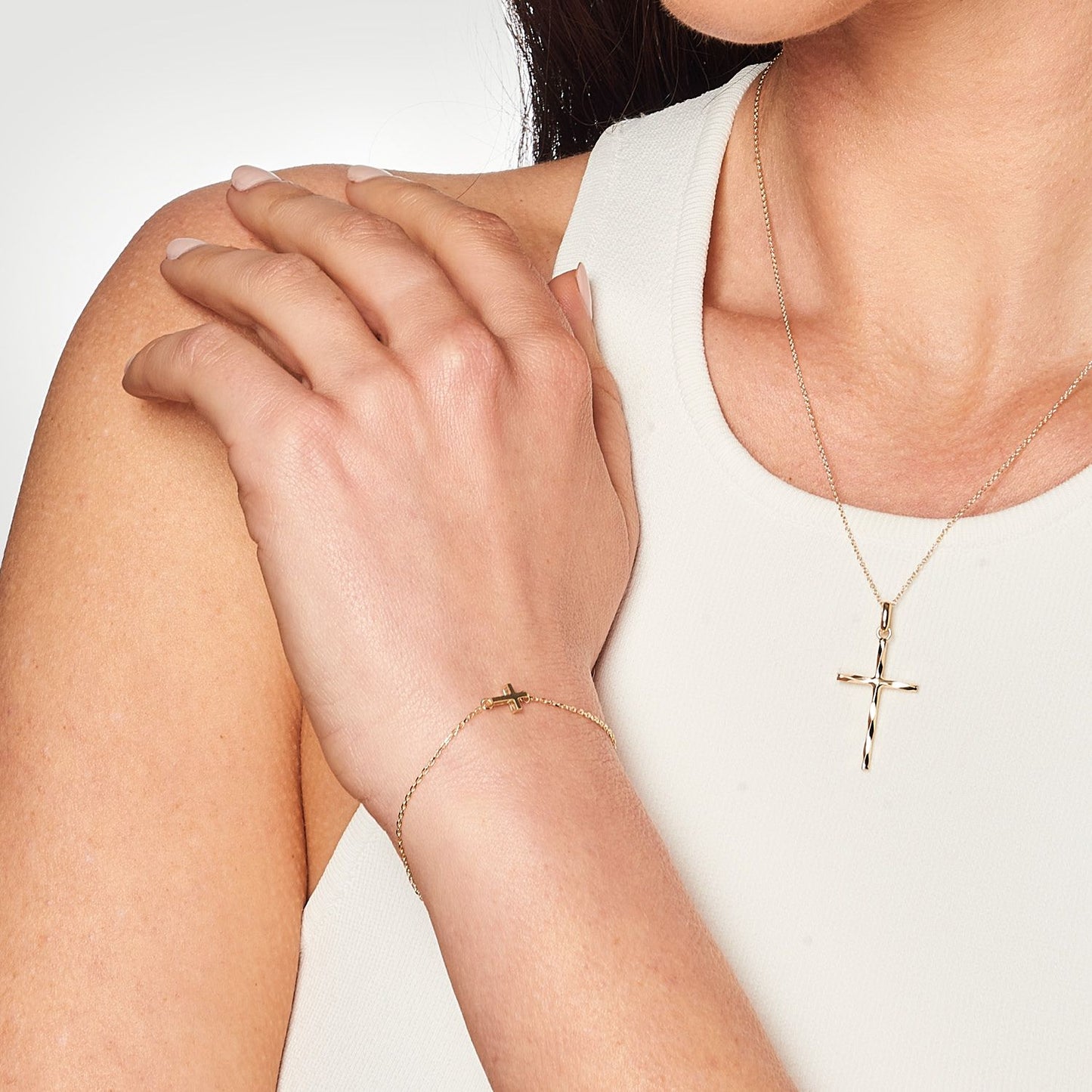 Fine Cross Bracelet